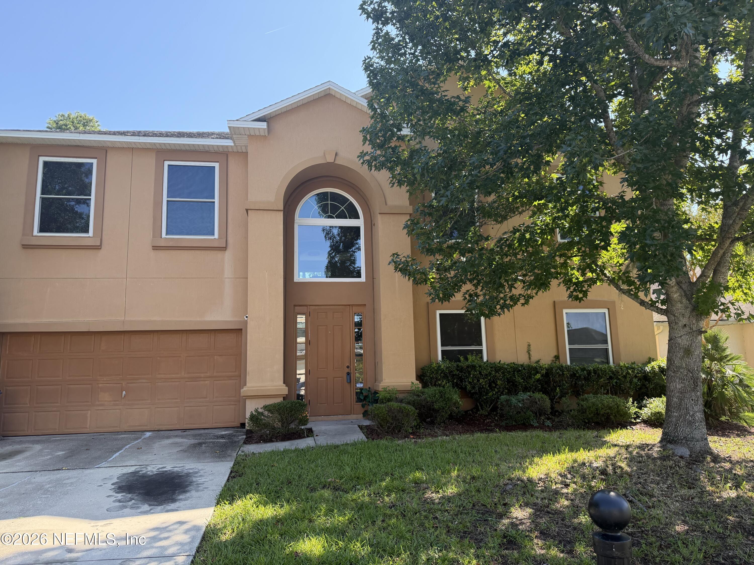 Devan Lee Dr N, Jacksonville, FL 32226