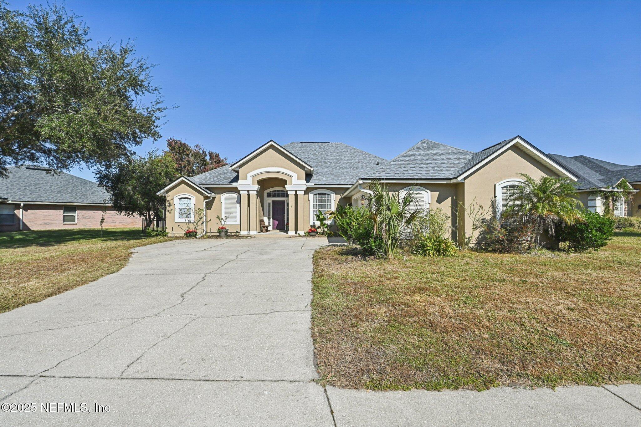Christen Dr S, Jacksonville, FL 32218
