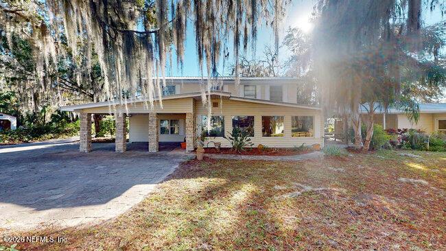 Peggy Ln, Crescent City, FL 32112