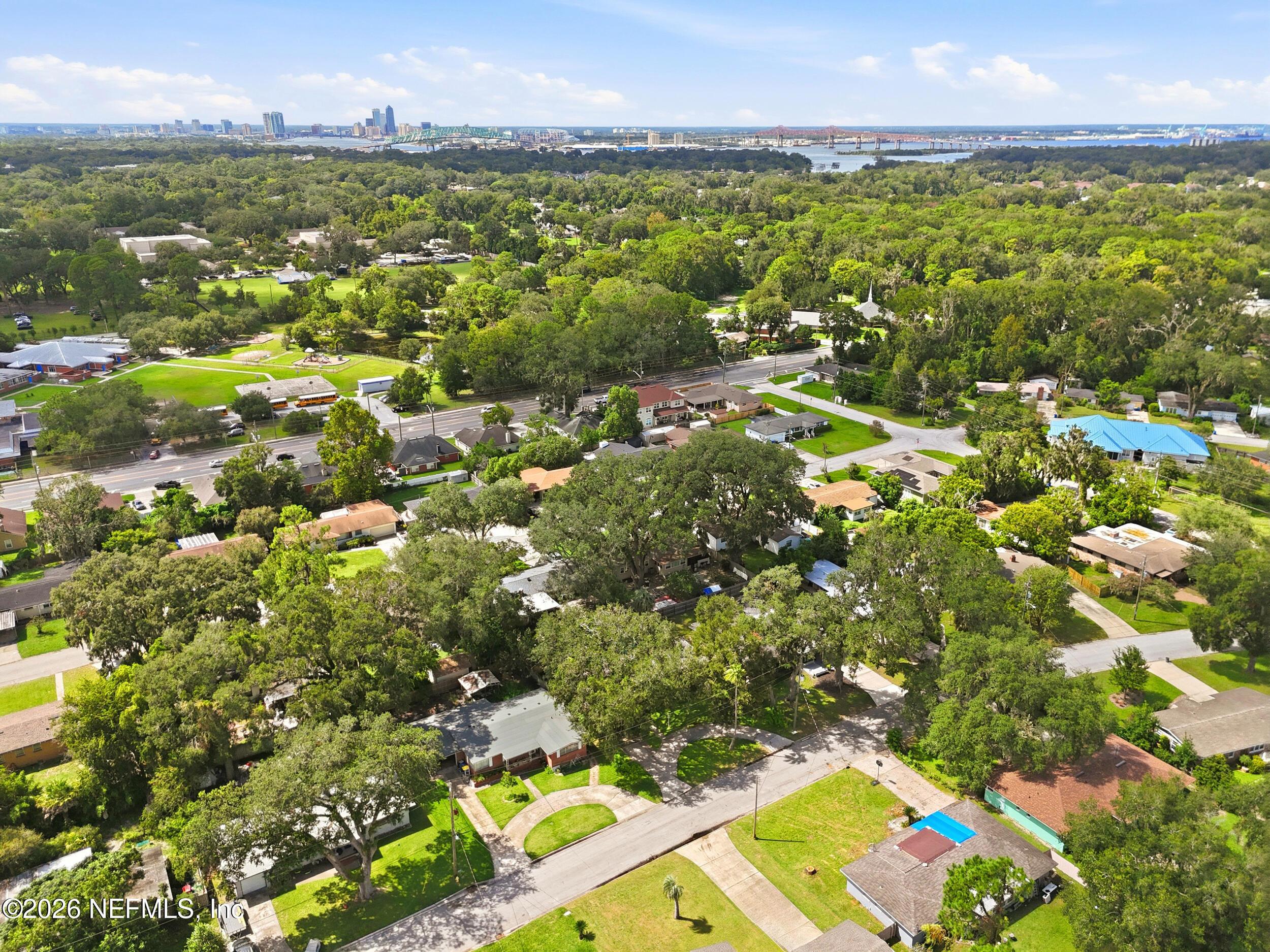 Ironwood Dr, Jacksonville, FL 32216