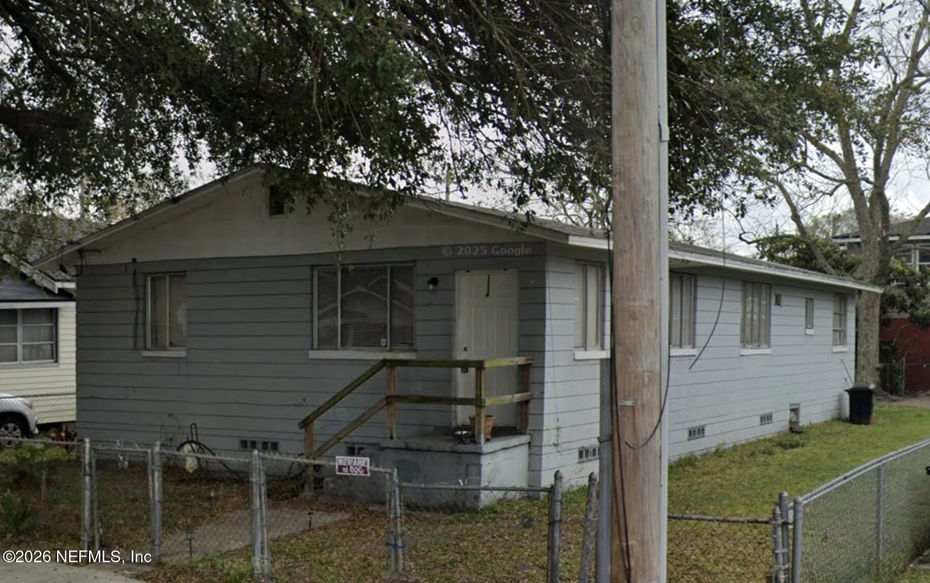 W 2nd St, Jacksonville, FL 32209