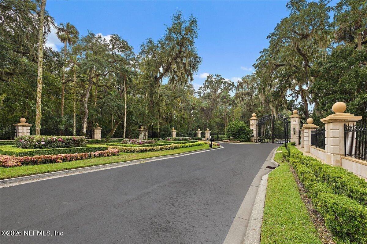 Honey Locust Ln, Ponte Vedra Beach, FL 32082