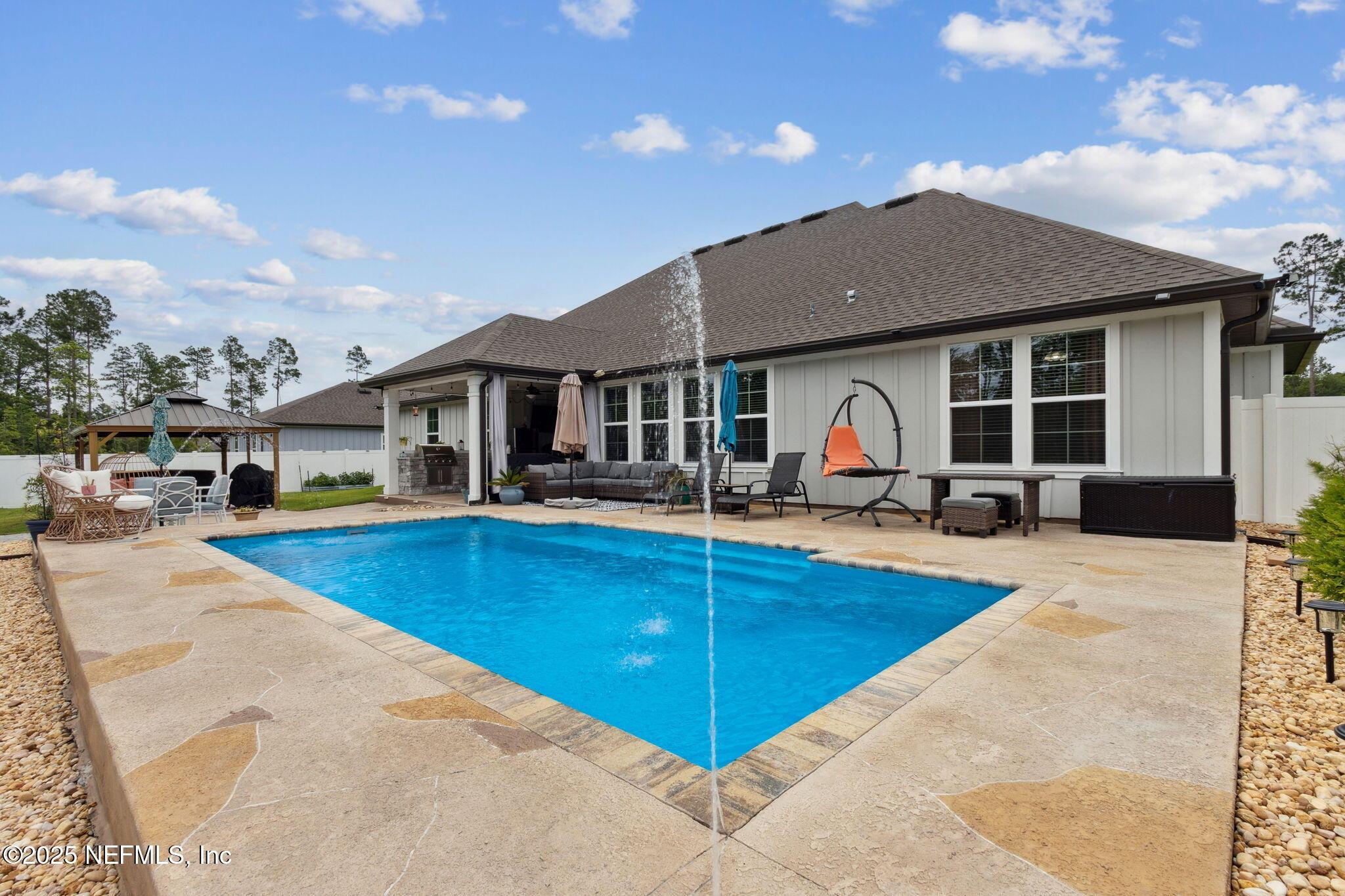 Shortleaf Ave, Hilliard, FL 32046