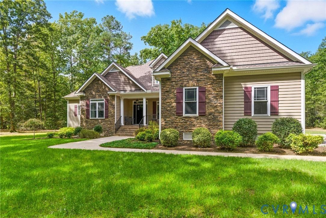 Swans Ln, Mechanicsville, VA 23111