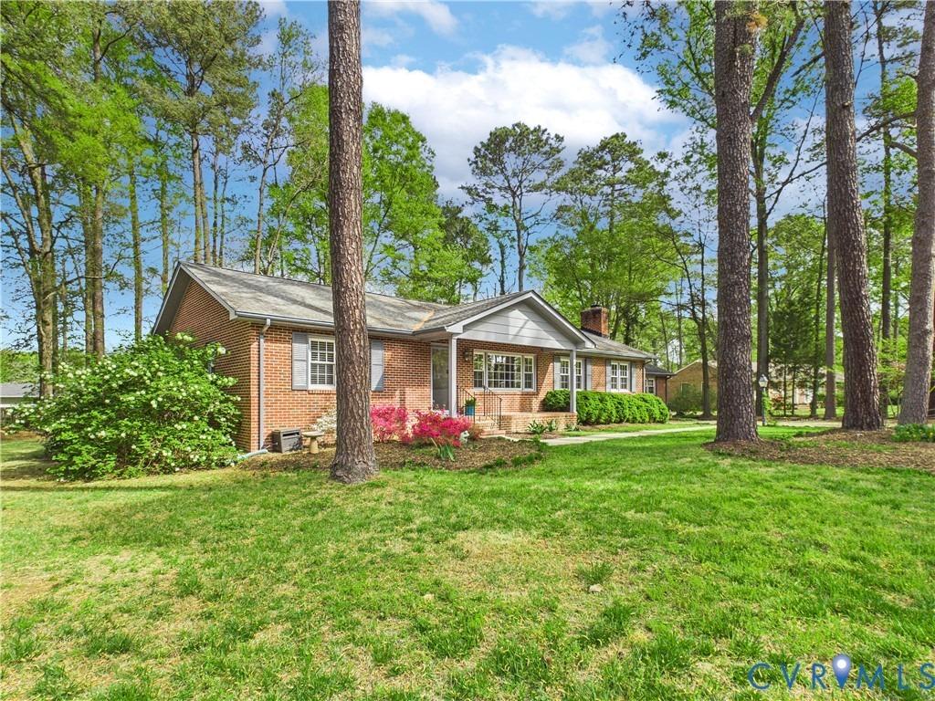 Forest Glenn Cir, Chester, VA 23836