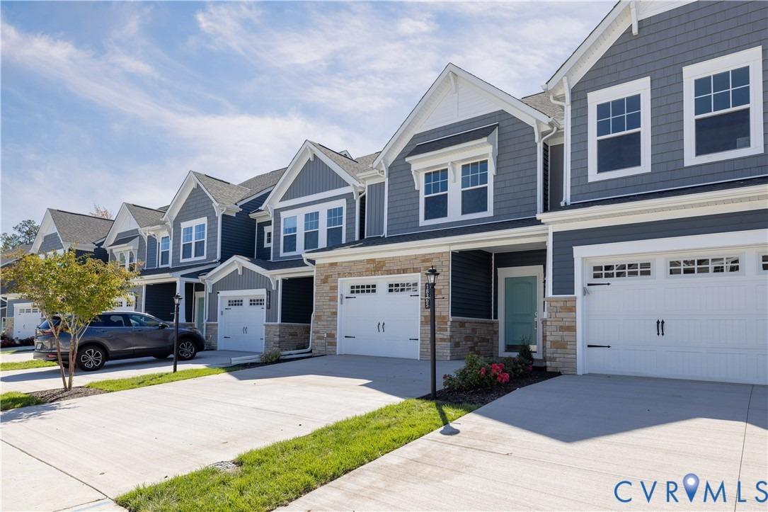 Palisades Ct, Moseley, VA 23120