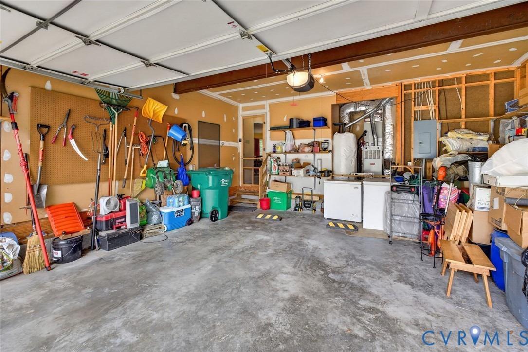 Maplegrove Dr, Richmond, VA 23223