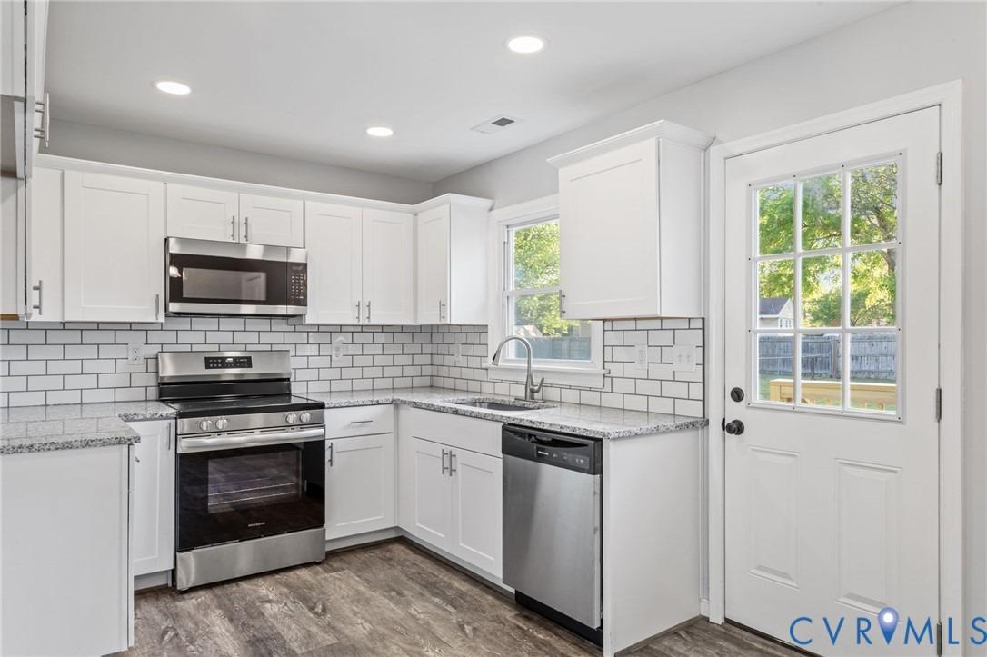 Bermuda Ave, Chester, VA 23836