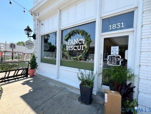 W Cary St, Richmond, VA 23220