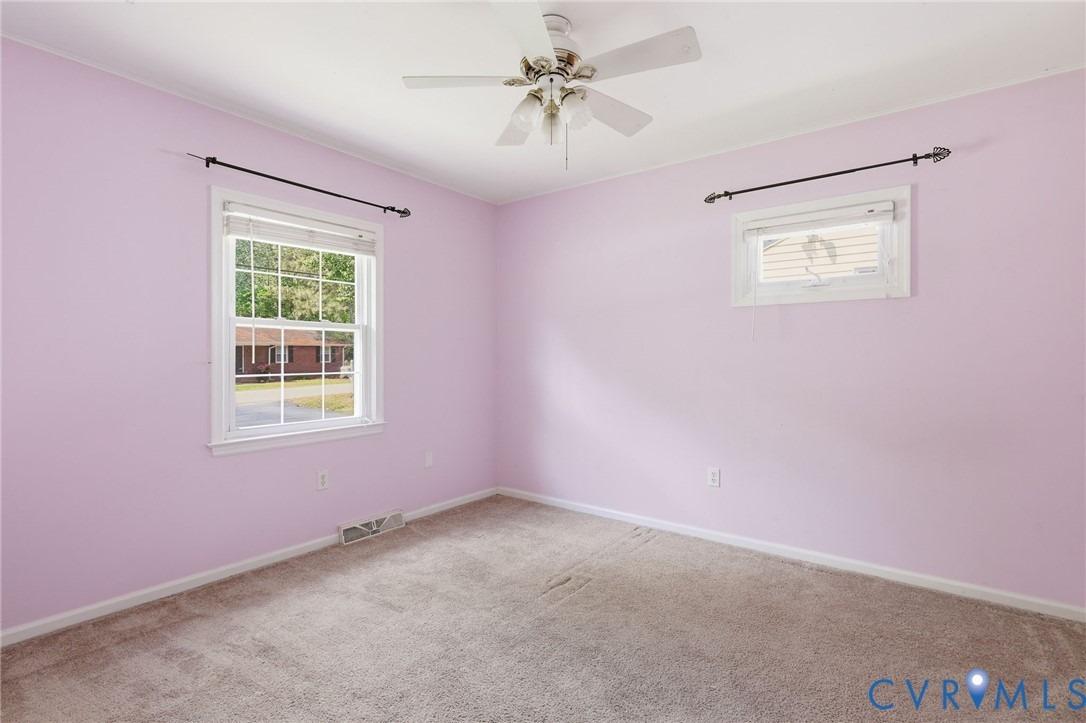 Warren Ave, South Chesterfield, VA 23803