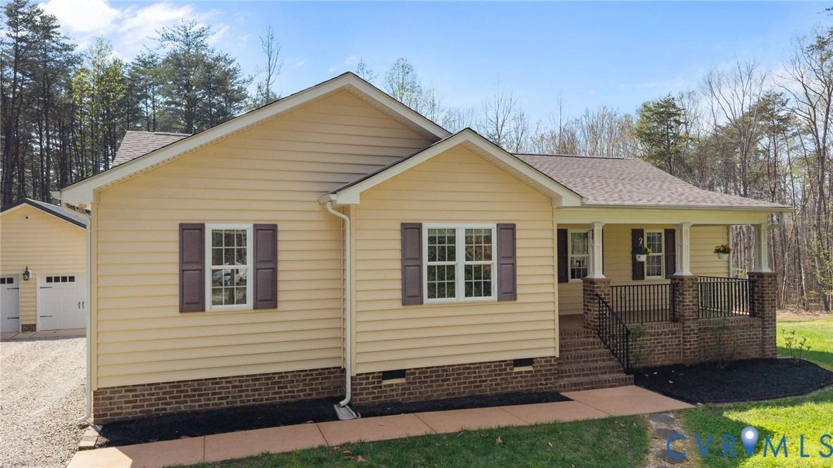 Three Chopt Rd, Gum Spring, VA 23065