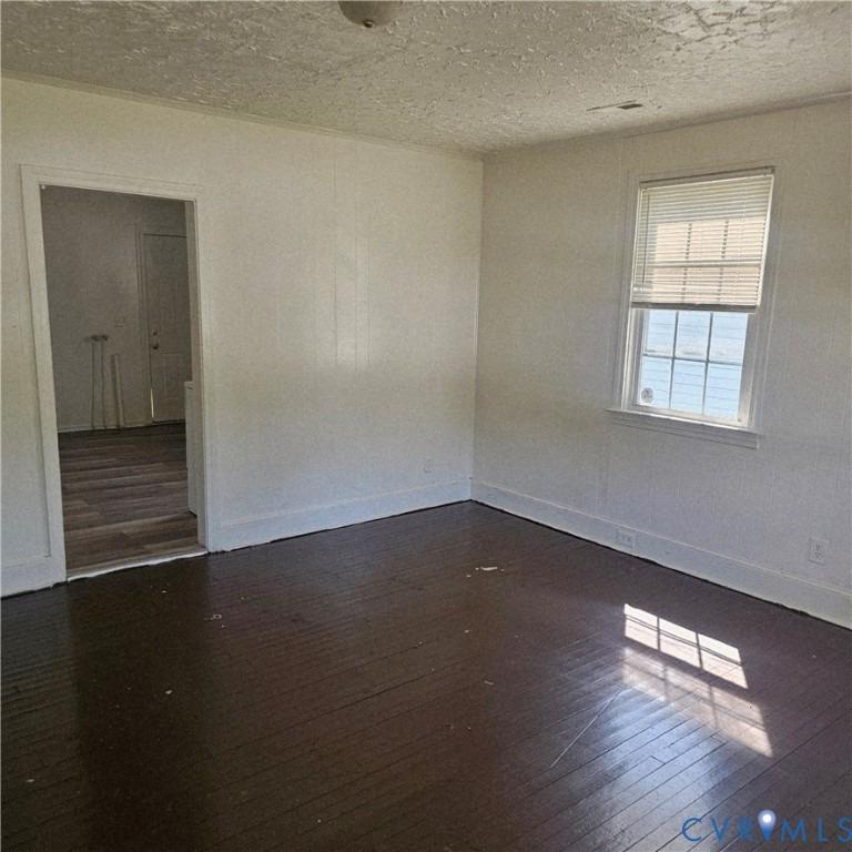 Montgomery Ave, Petersburg, VA 23803