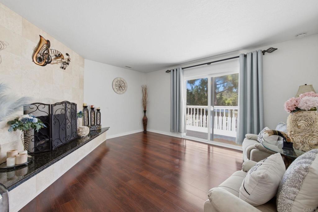 Meadow Glen Way E, Escondido, CA 92026