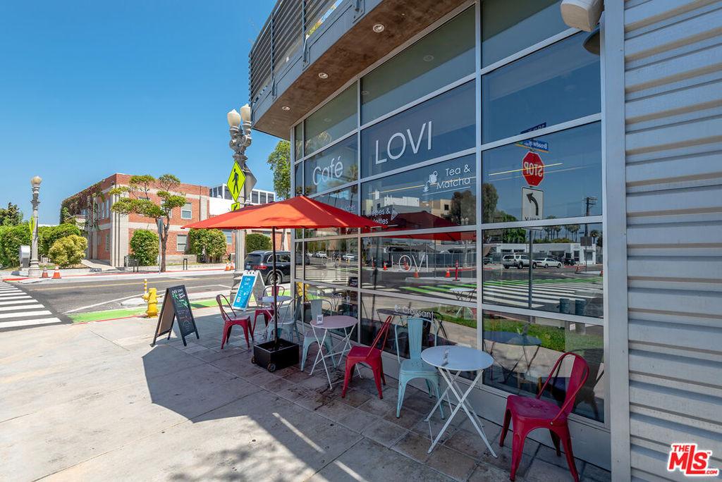 Broadway, Santa Monica, CA 90404