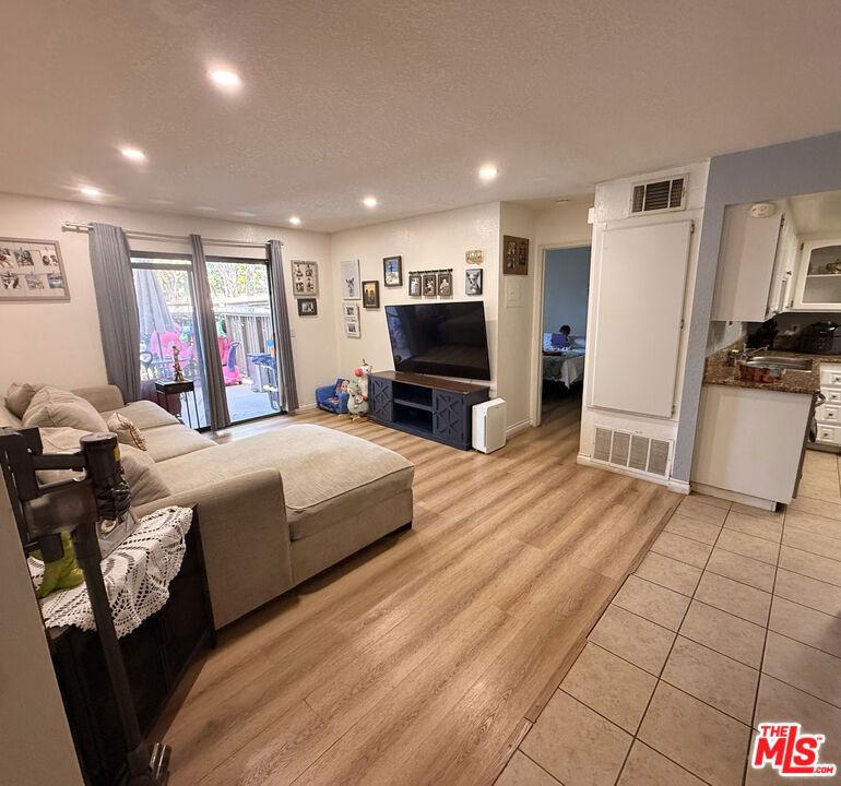 W Mission Blvd, Ontario, CA 91762