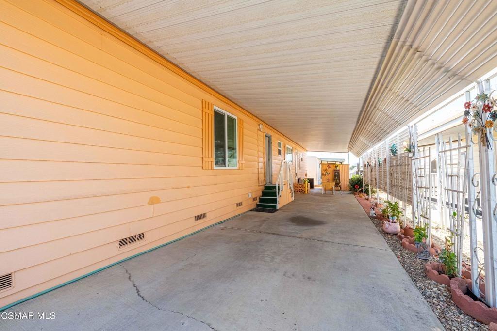 Saint Charles Ct, Newbury Park, CA 91320