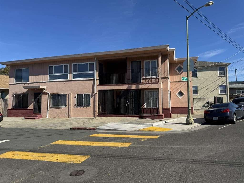Angelo Ave, Oakland, CA 94619