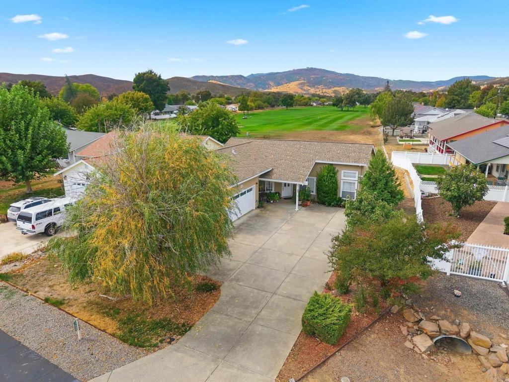 Bunker Rd, Hidden Valley Lake, CA 95467