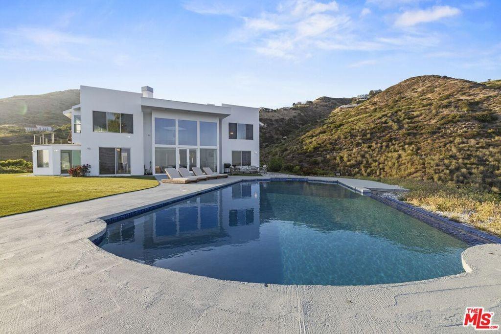 Pacific Coast Hwy, Malibu, CA 90265