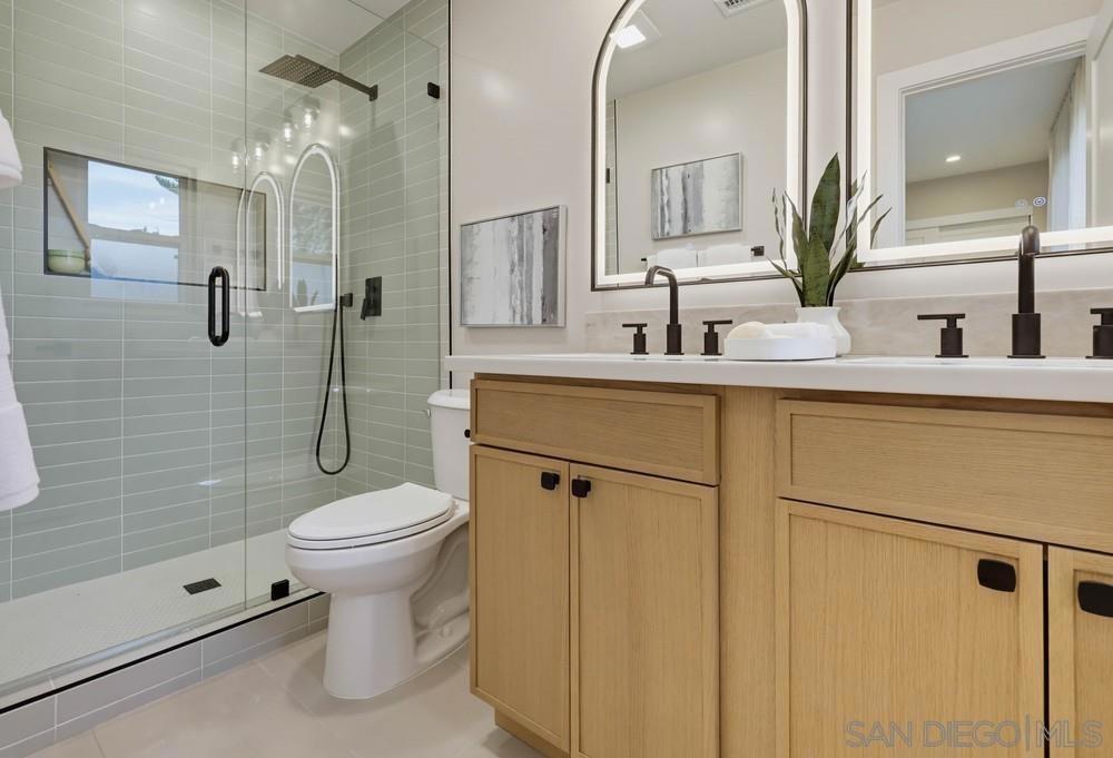 Via Arcilla, San Diego, CA 92111