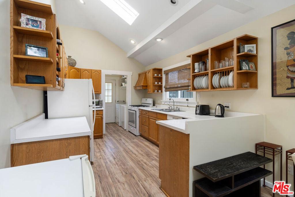 Rialto Ave, Venice, CA 90291