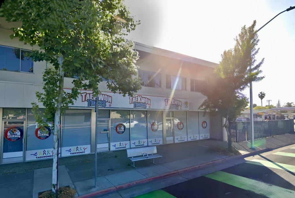 El Camino Real, Palo Alto, CA 94306