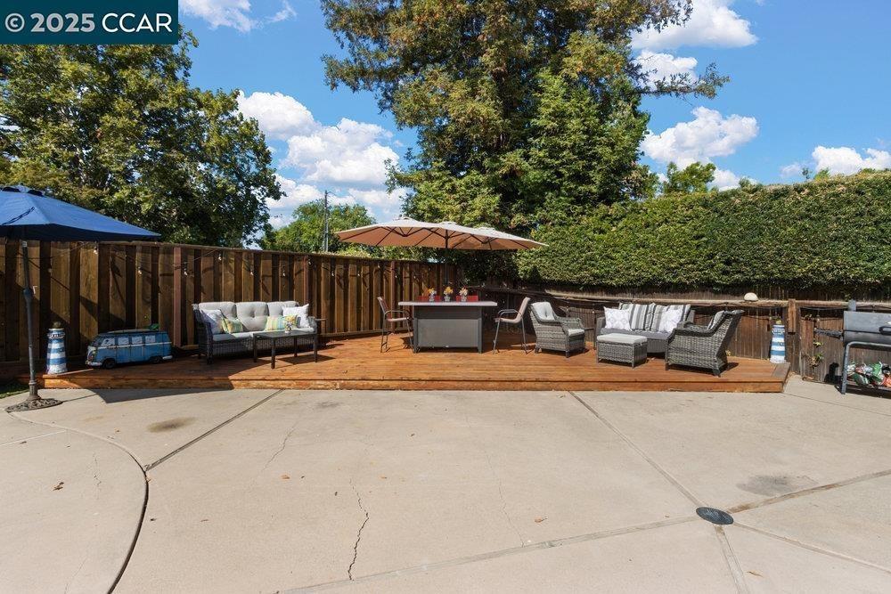 Haussner Dr, Concord, CA 94521