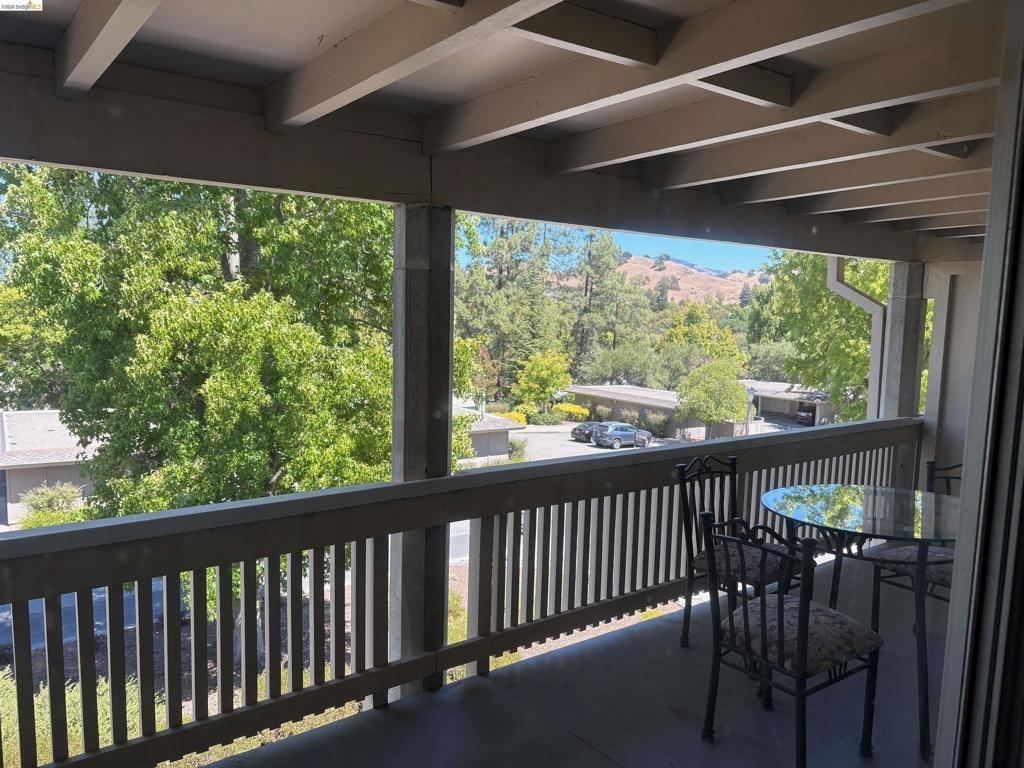 Rockledge Ln, Walnut Creek, CA 94595