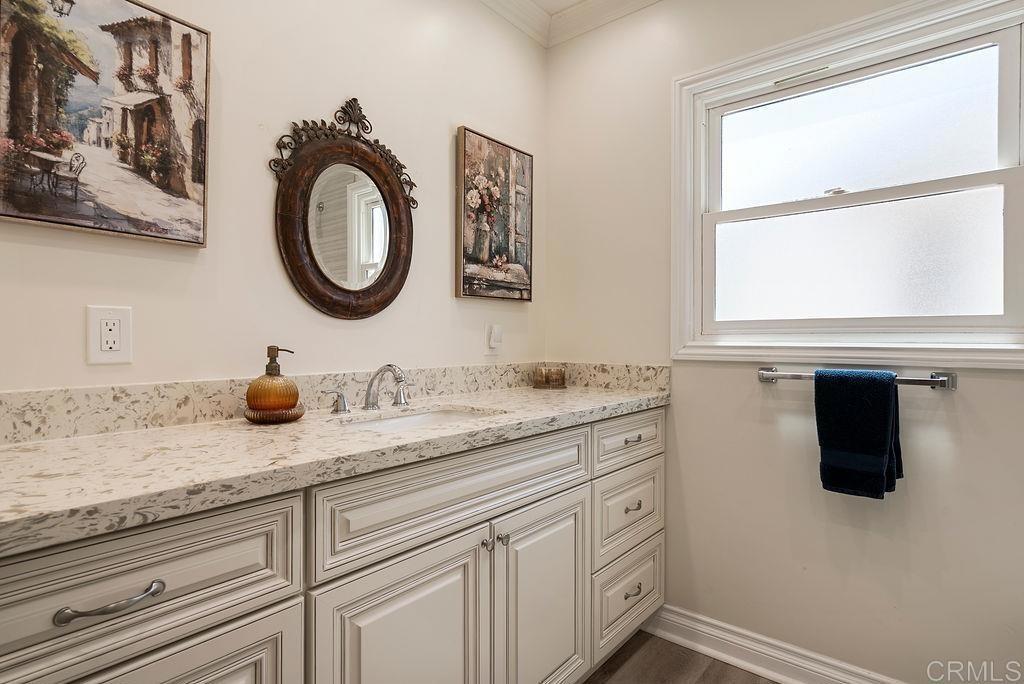 W Laurel Ave, Glendora, CA 91741