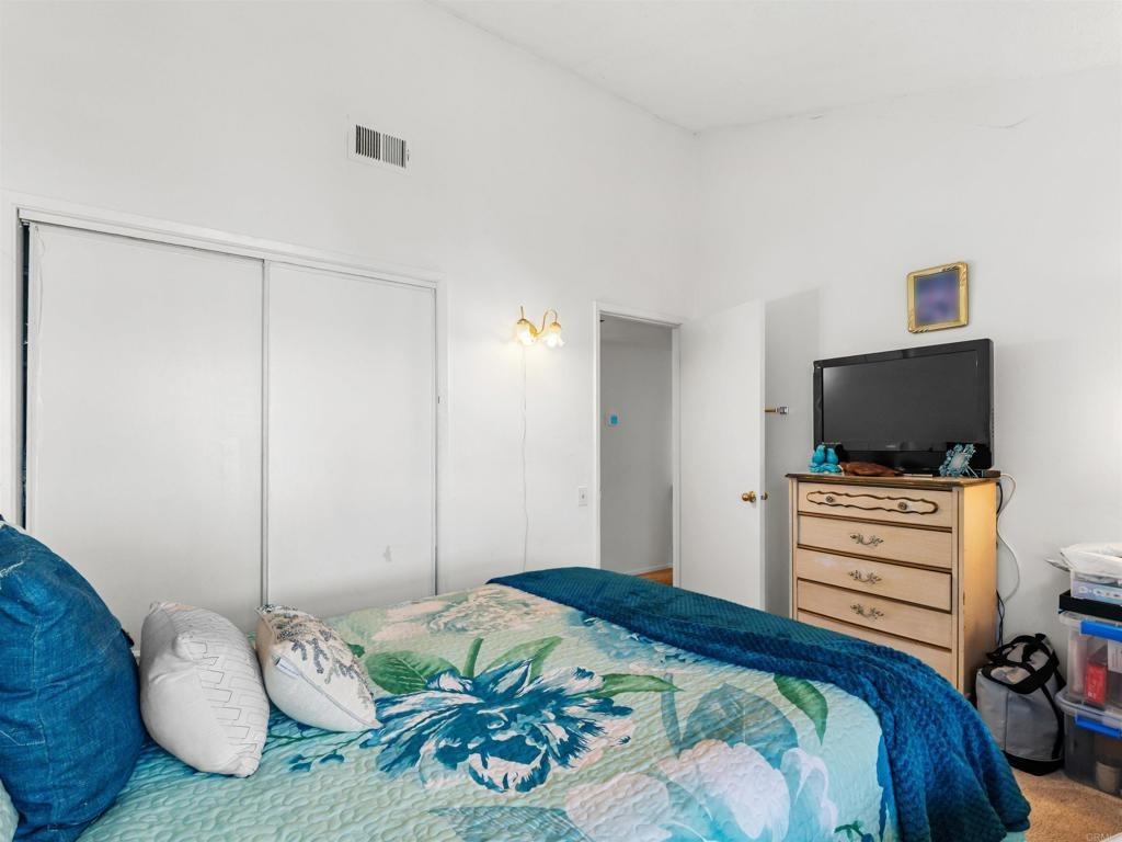 Vista Bella, Oceanside, CA 92057