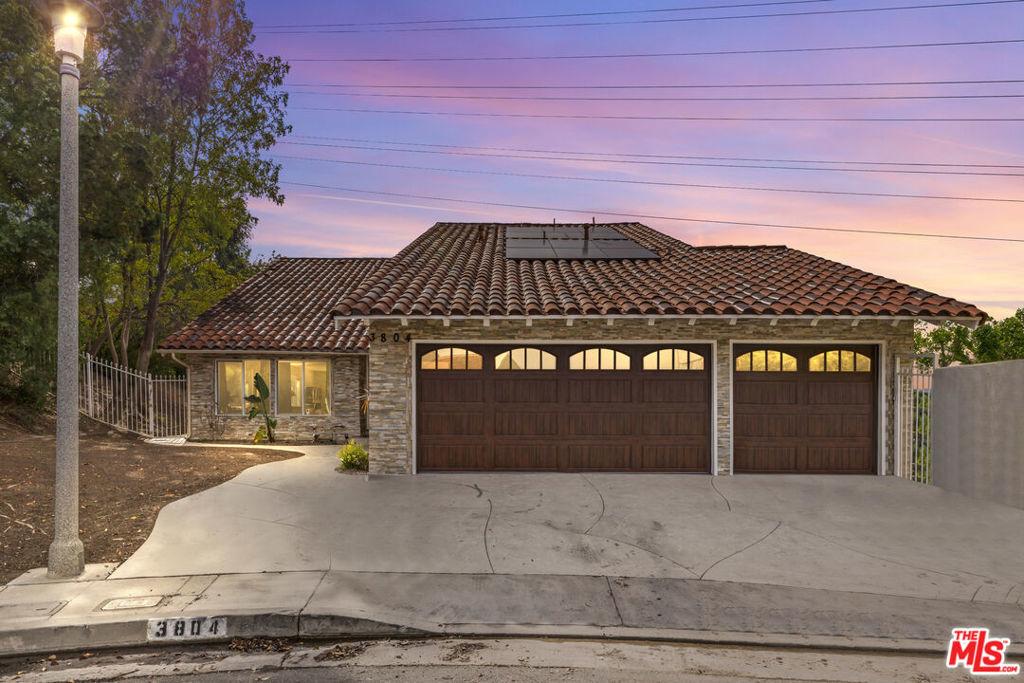 Vista Linda Dr, Encino, CA 91316
