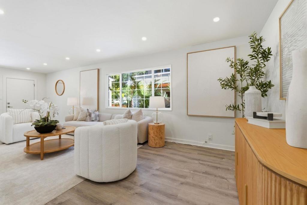 Middlefield Rd, Palo Alto, CA 94301