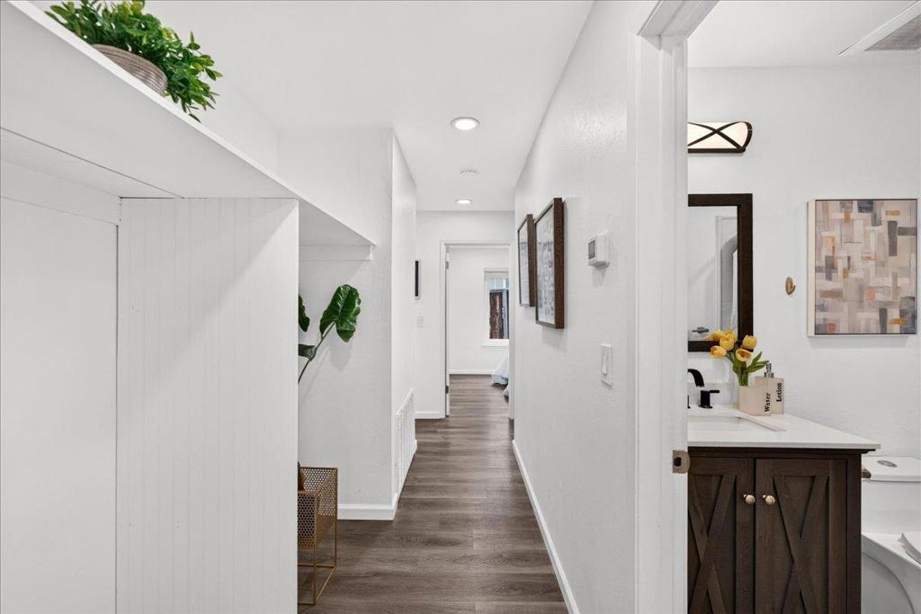 Martinvale Ln, San Jose, CA 95119