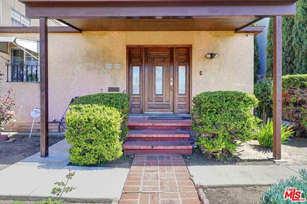 N Poinsettia Pl, Los Angeles, CA 90046