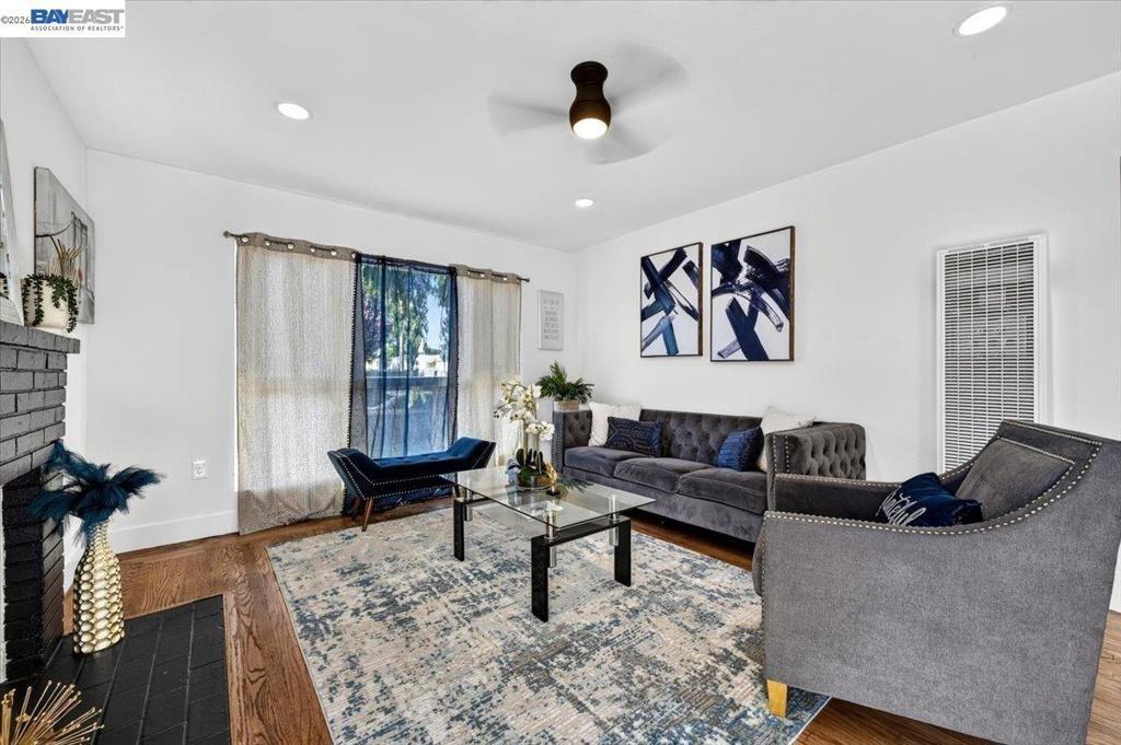 Tyler St, Oakland, CA 94603