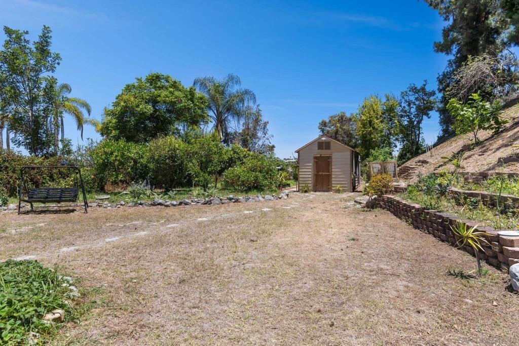 Glenhaven Dr, Oceanside, CA 92056