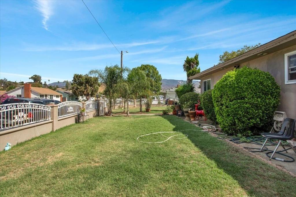 Glasgow Ave, San Bernardino, CA 92404