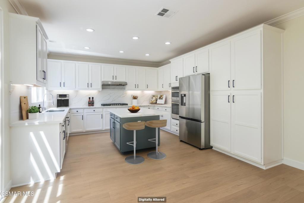Laurel Wood Ct, Simi Valley, CA 93065