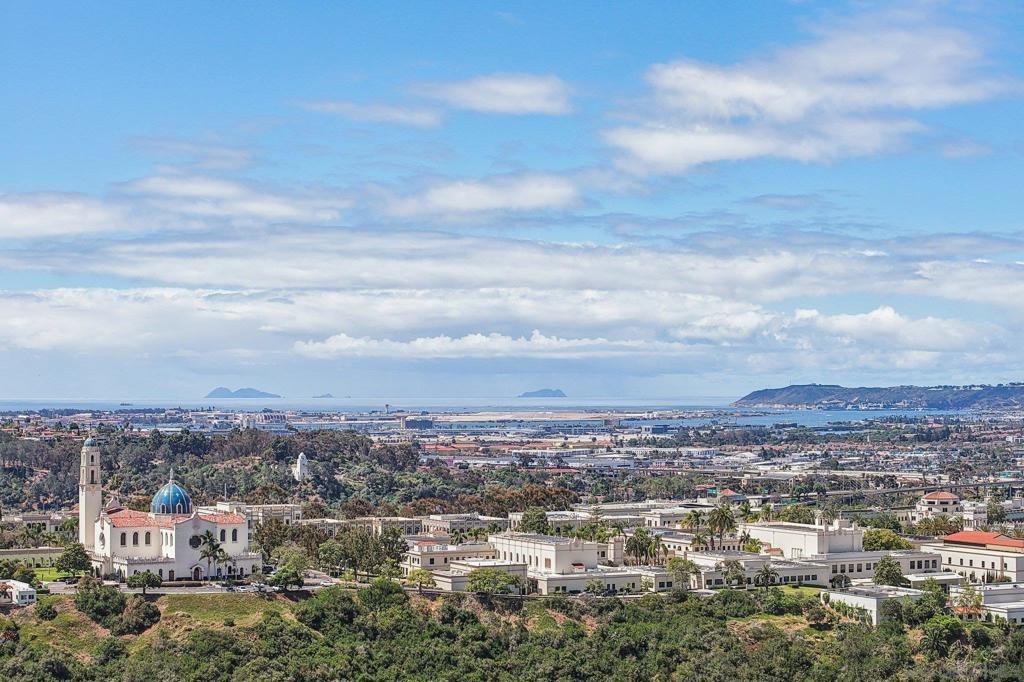 September St, San Diego, CA 92110
