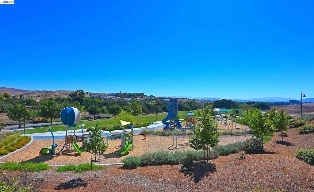 Carneros Ln, Dublin, CA 94568
