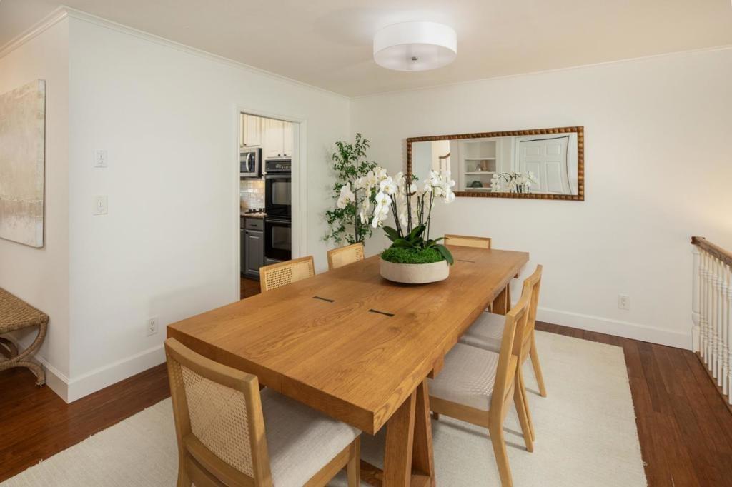 E Bellevue Ave, San Mateo, CA 94401