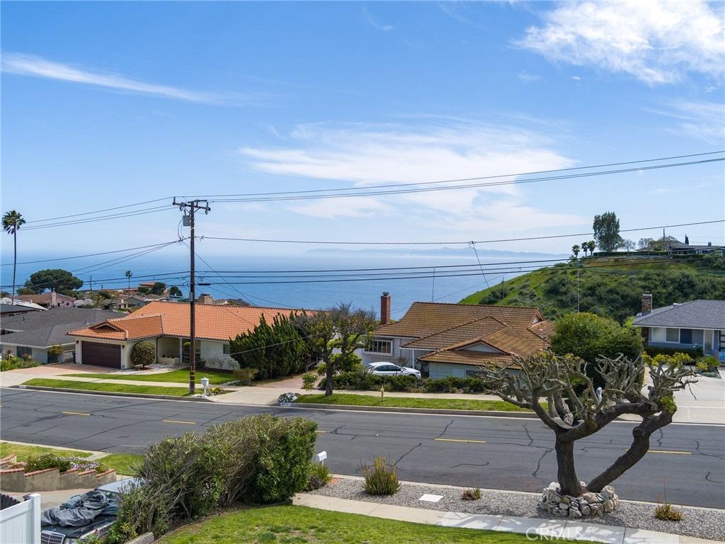 Calle Aventura, Rancho Palos Verdes, CA 90275