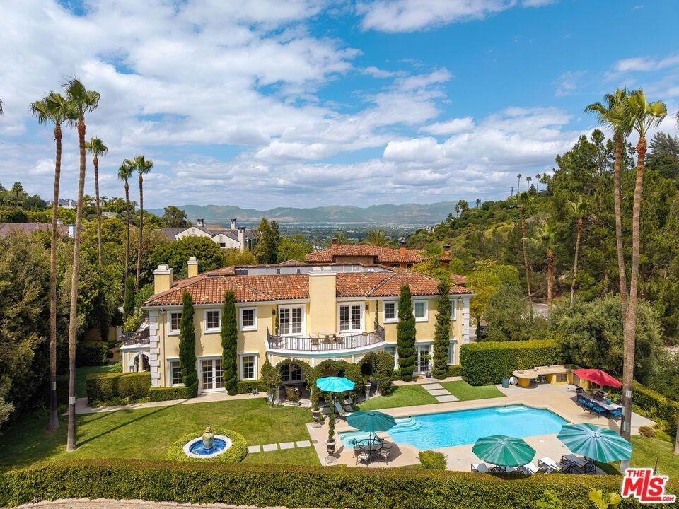 Durham Rd, Beverly Hills, CA 90210