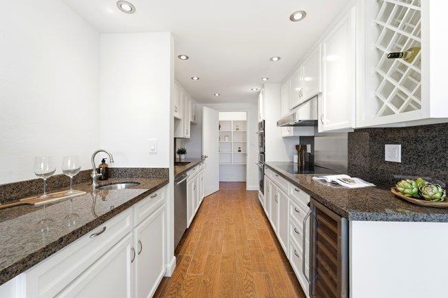 Mounds Rd, San Mateo, CA 94402