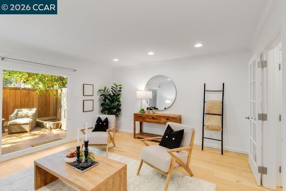 Creekside Dr, Walnut Creek, CA 94596