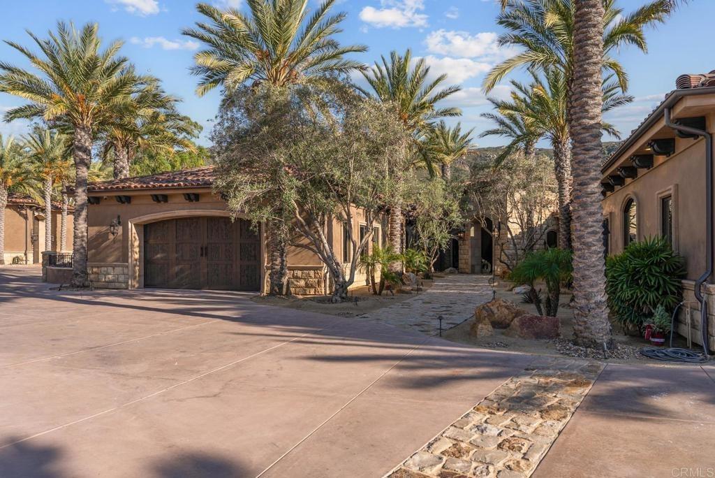 Via Palo Verde Lago, Alpine, CA 91901