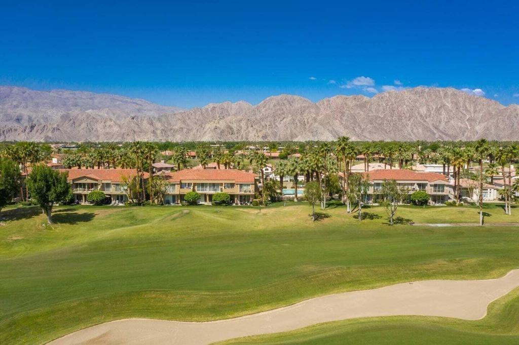 Winged Foot, La Quinta, CA 92253