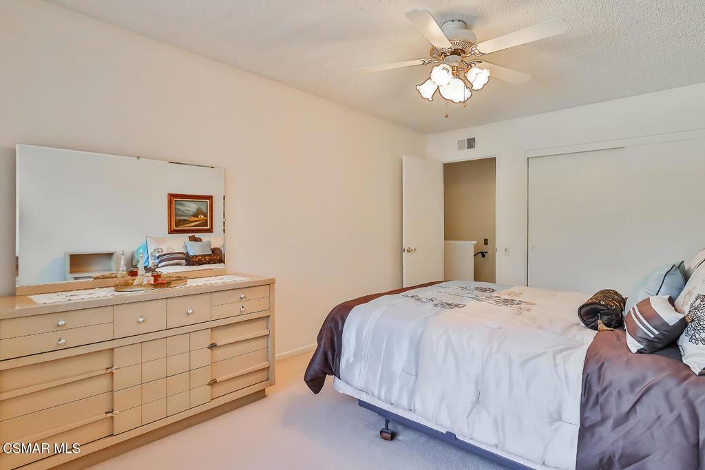Edgeware Dr, Agoura Hills, CA 91301