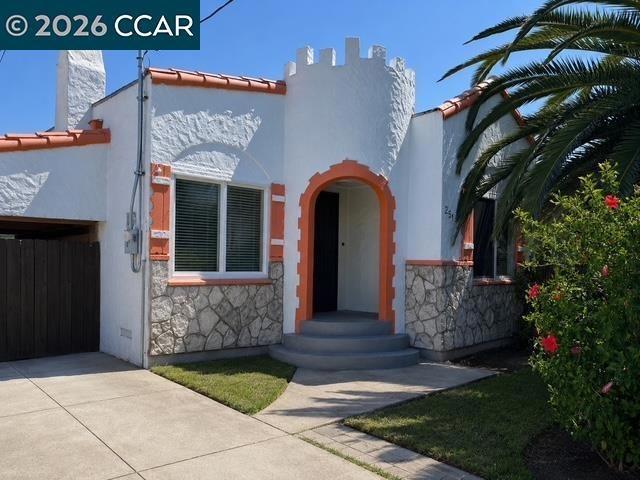 E 17th St, Pittsburg, CA 94565