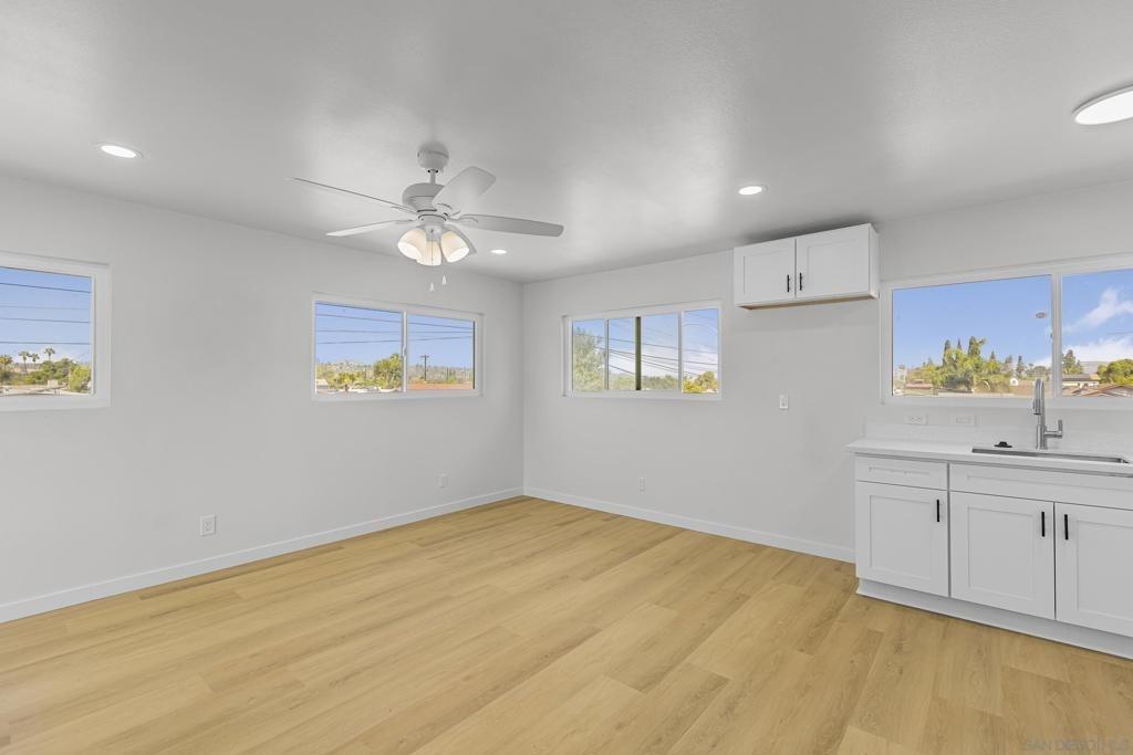 Avocado Ave, El Cajon, CA 92020